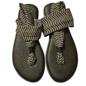 Sanuk Yoga Mat Slingback Sandals Flip Flop Size 8 Chevron Comfort Shoes Womens